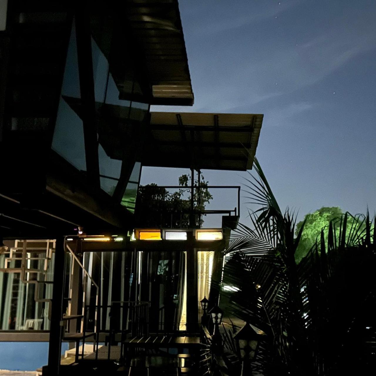 Baan Mae Khian Cafe & Boutique Hotel Phra Nakhon Si Ayutthaya Exteriör bild